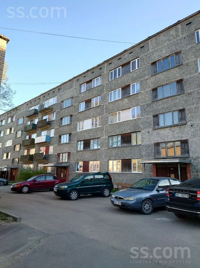 Blaumaņa 11, Ludza