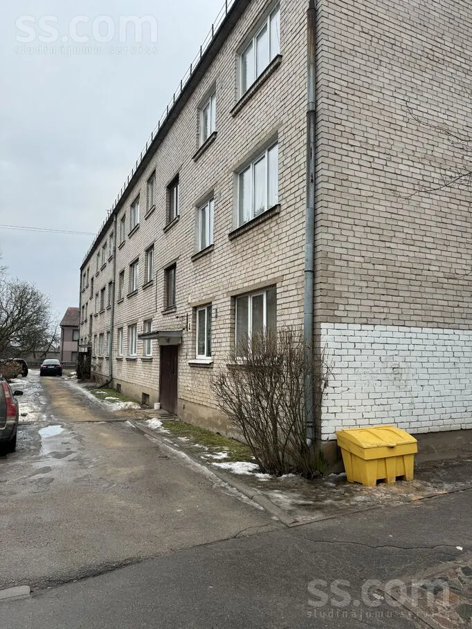 4 4, Bauska