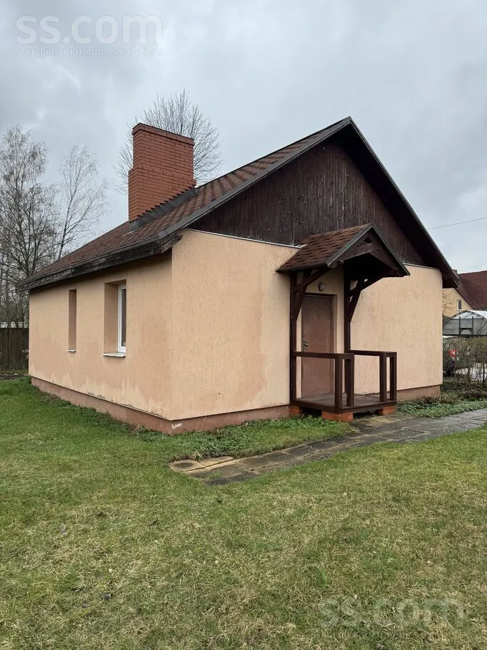 Celtnieku iela 7, Ogre