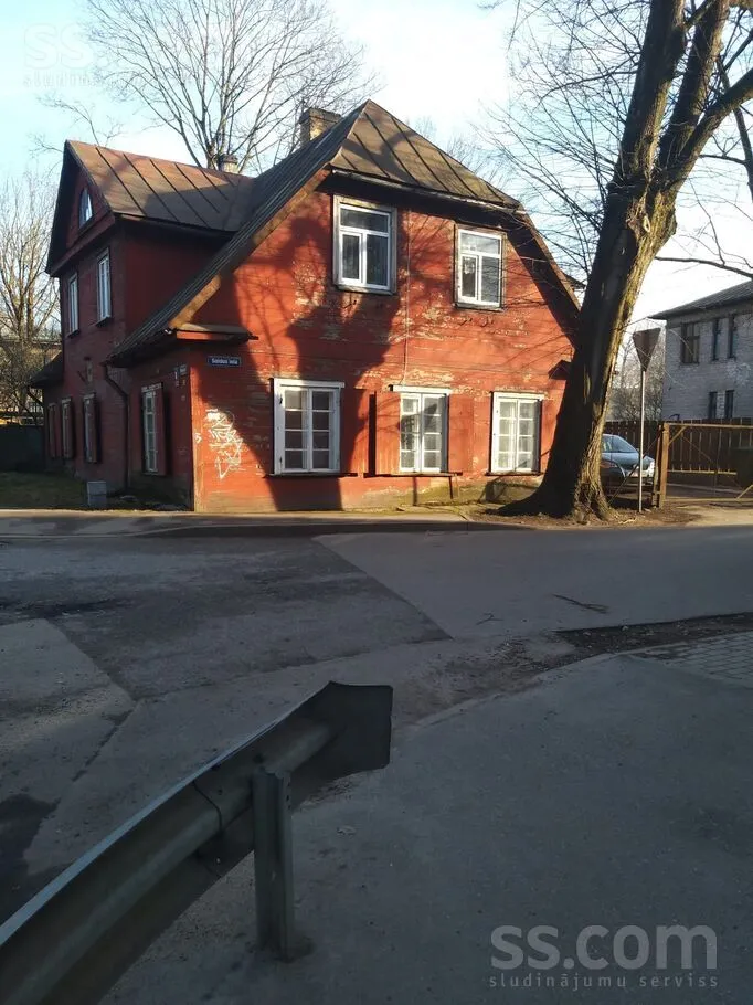 Bullu 8, Ilguciems