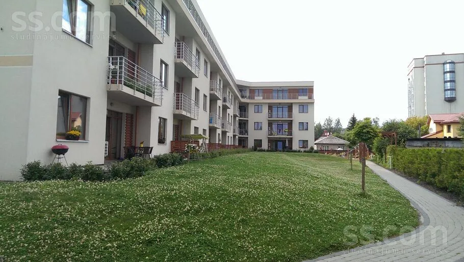 Eglaines 20, Kengarags
