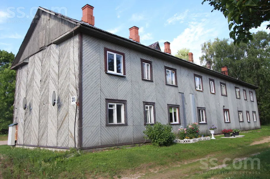 Vaļņu 35, Daugavpils