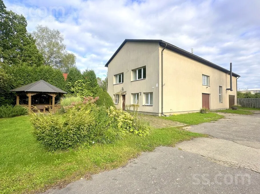 Dravnieku iela 1, Lielvārde