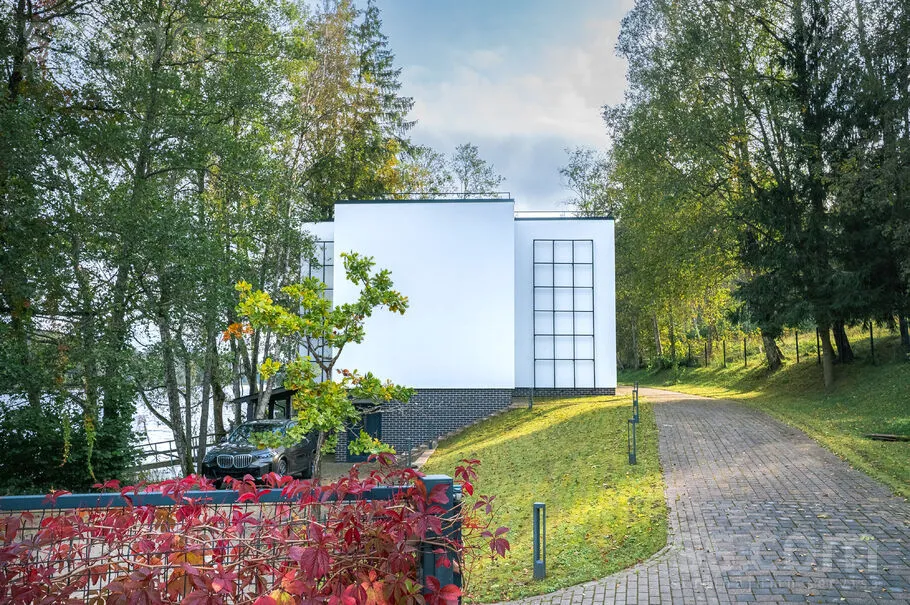 Pūznis, Saldus