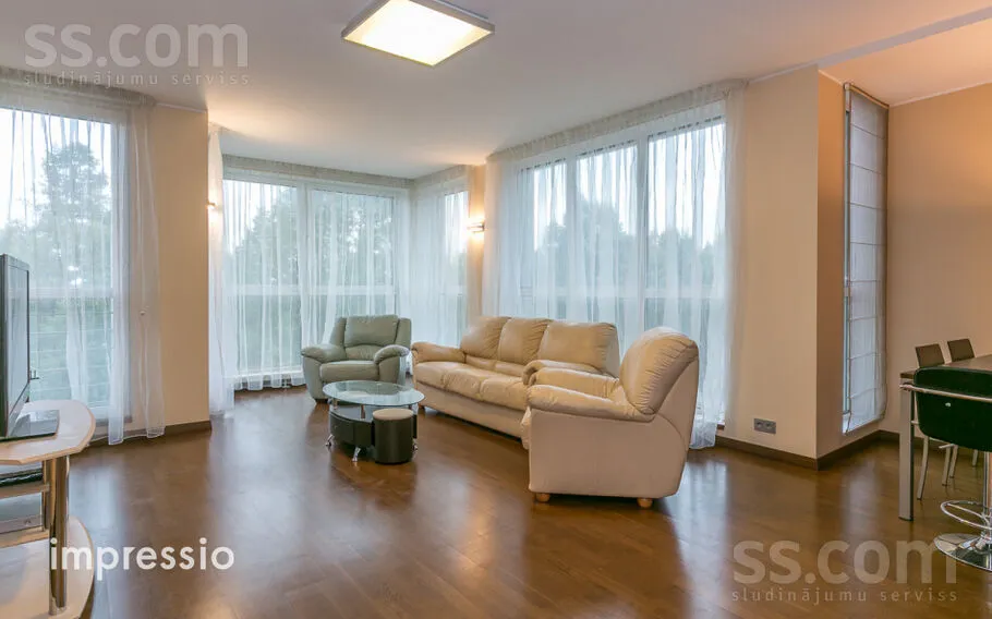 13. janvara 21, Centre