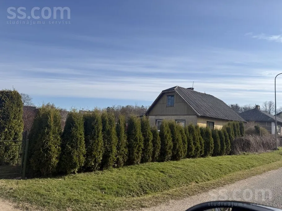 Ausekļa 6, Saldus
