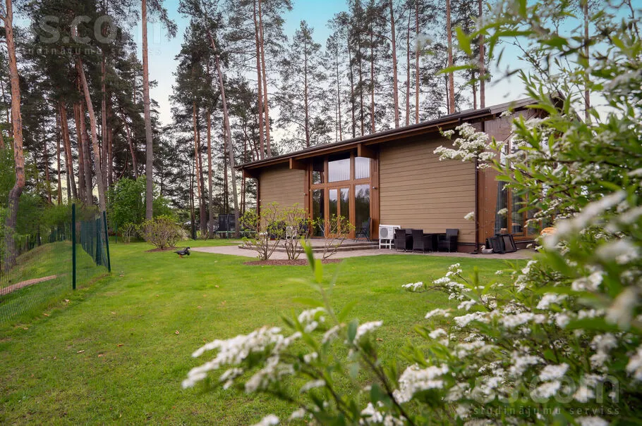 Brēmenes iela 22, Salaspils