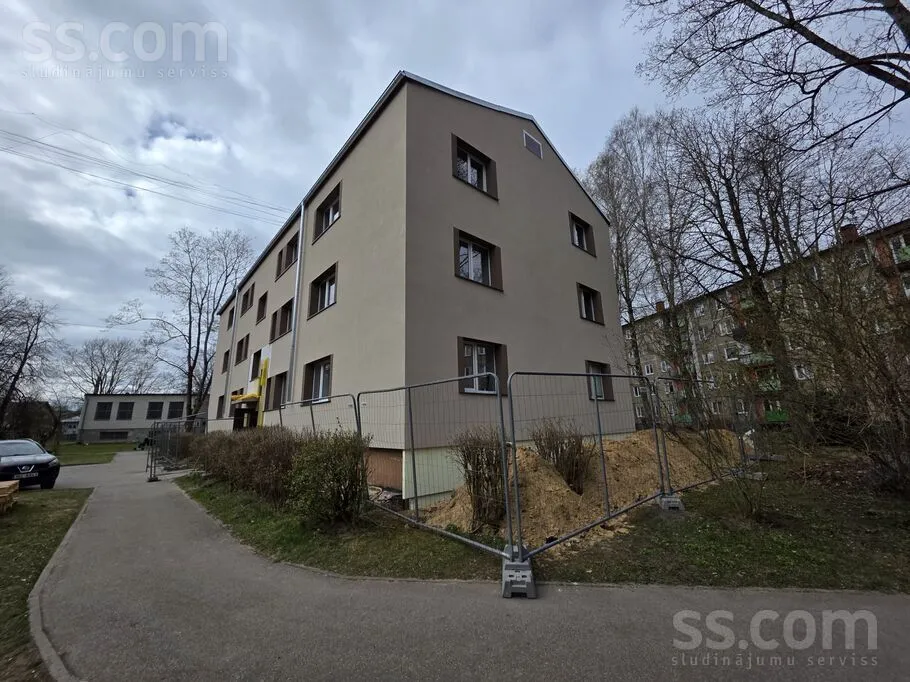 Skrudalienas 4, Yugla