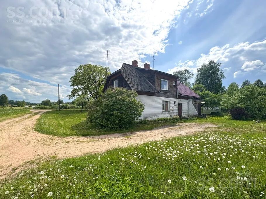 Līgatnes 28, Cēsis