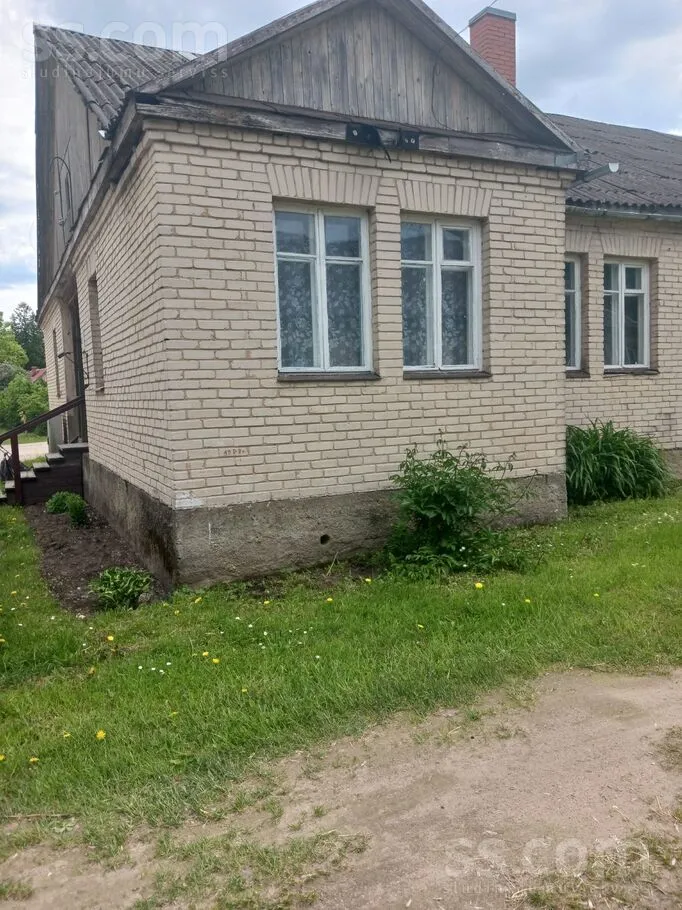 Mežinieku 8, Alūksne