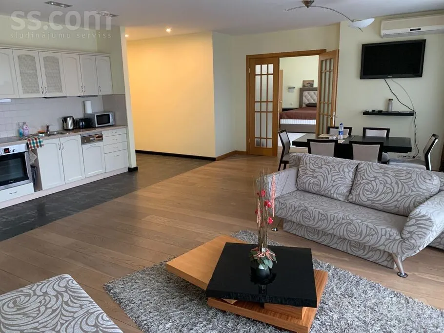Anninmuizhas boulevard 41, Imanta