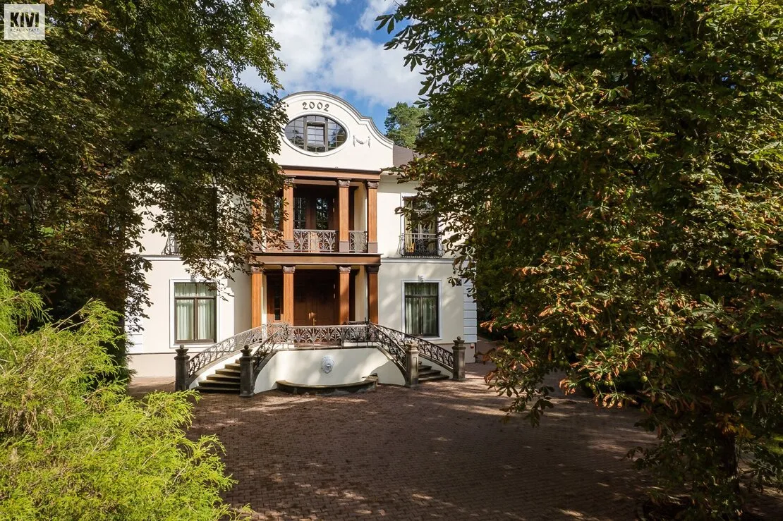 Jūrmala, Melluži, Kāpu iela 101