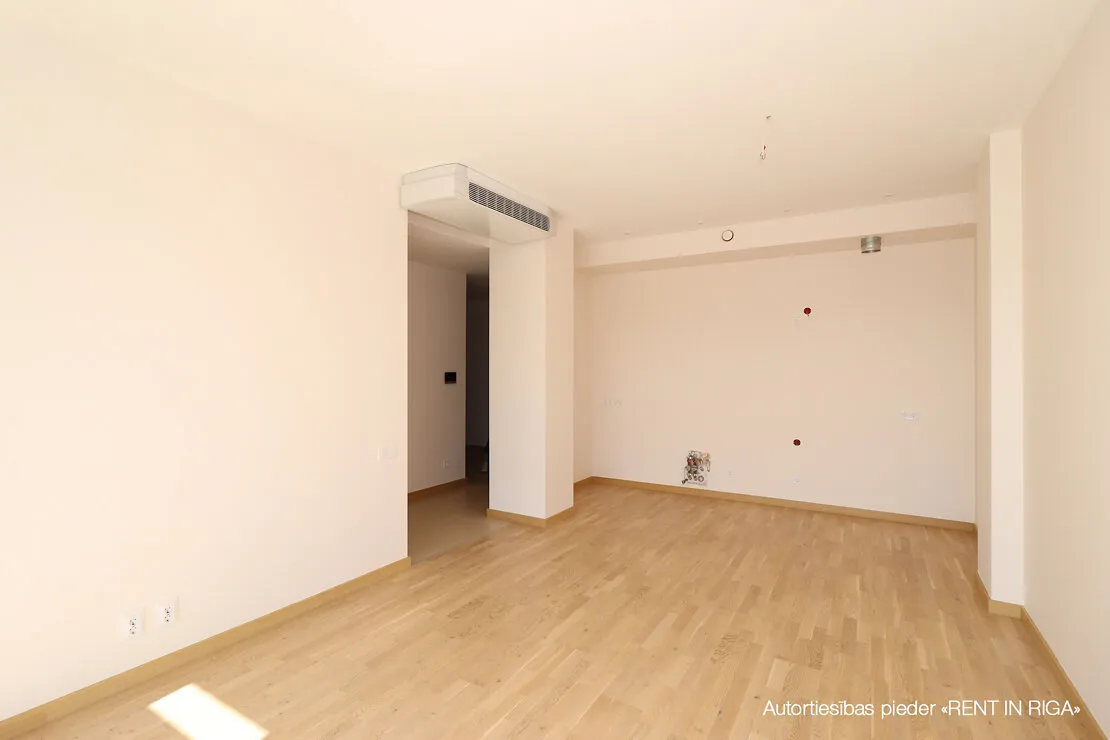 Jūrmala, Dzintari, Mežaparka prospekts 1