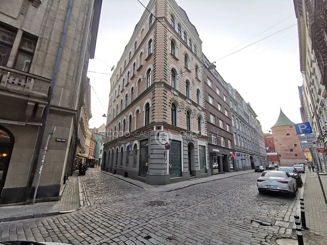Rīga, Vecrīga, Mazā Smilšu iela 12