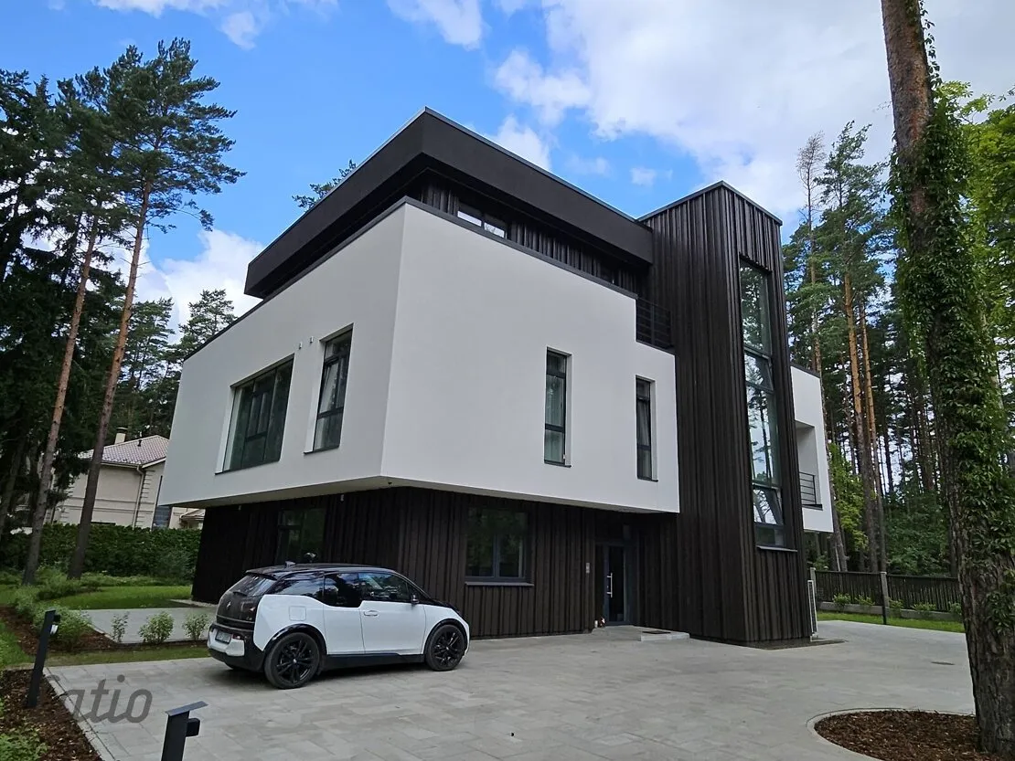 Jūrmala, Dzintari, Brīvības prospekts 28