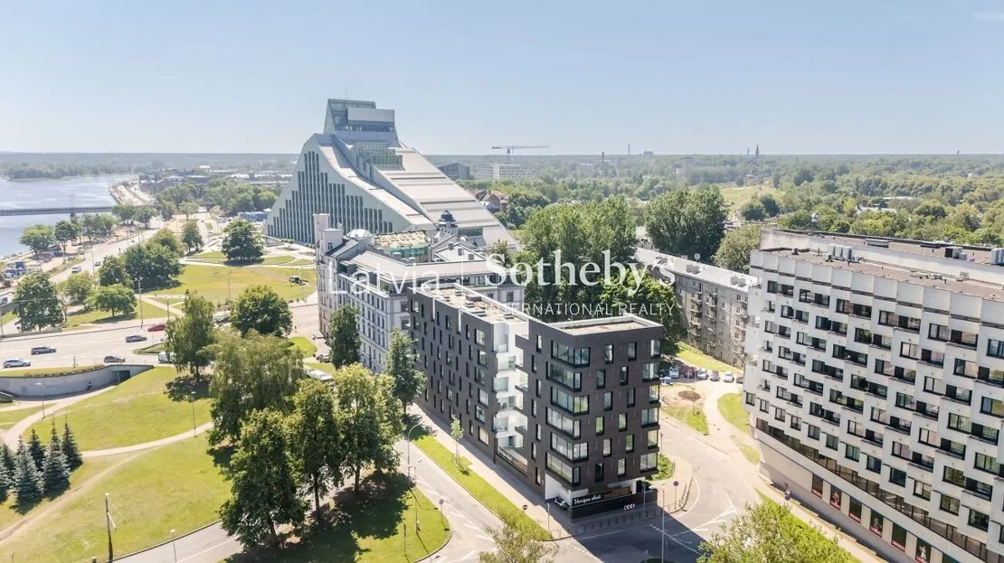 Rīga, Klīversala, Kuģu iela 15