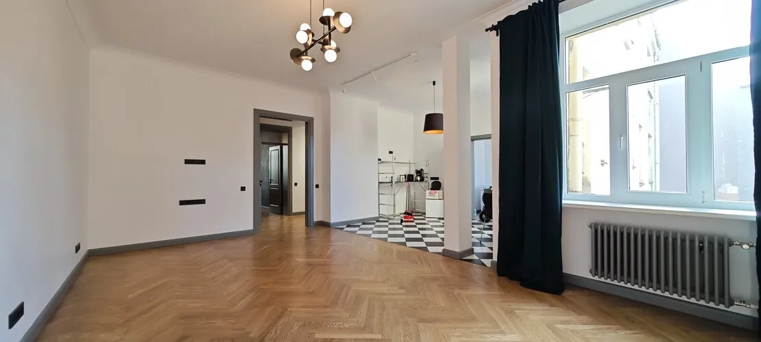 Rīga, Centrs, Skolas iela 22A
