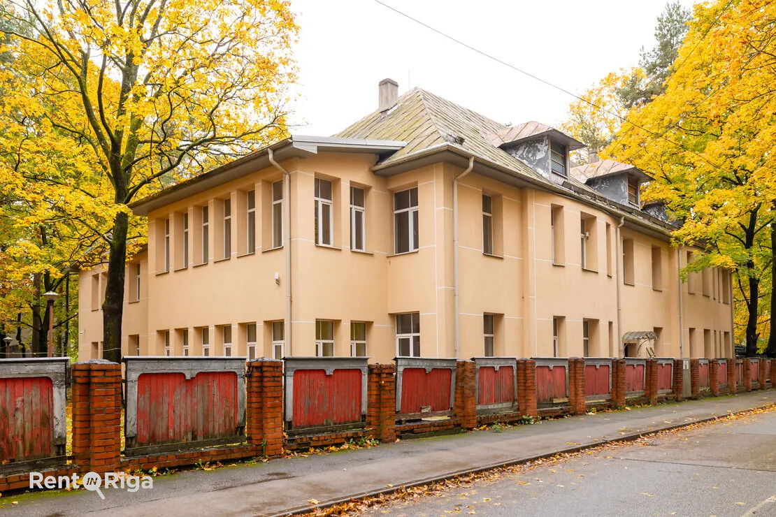 Rīga, Āgenskalns, Kapseļu iela 18