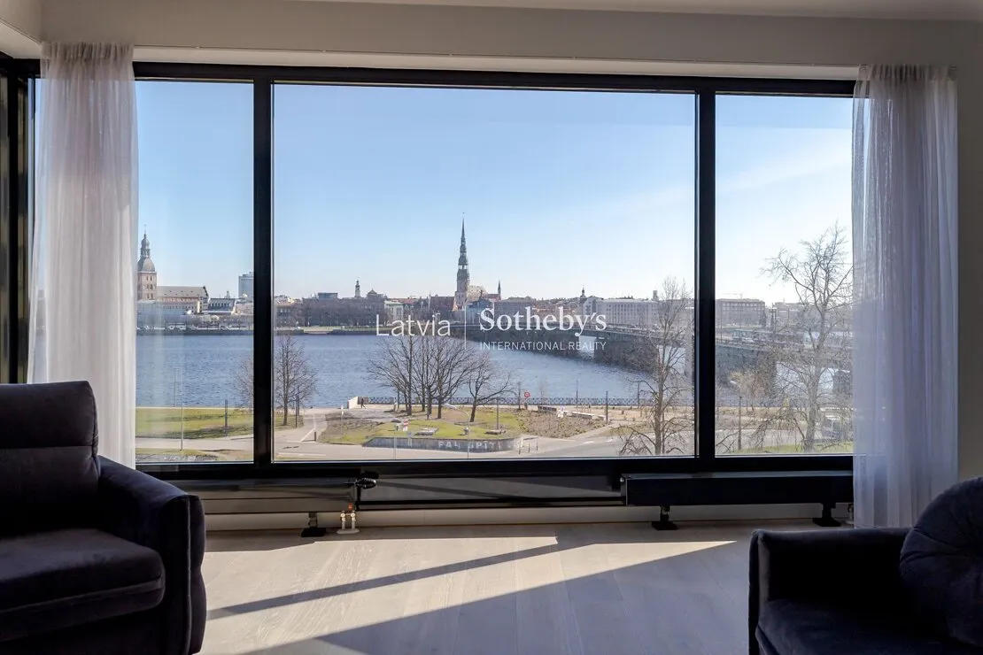 Rīga, Klīversala, Kuģu iela 15