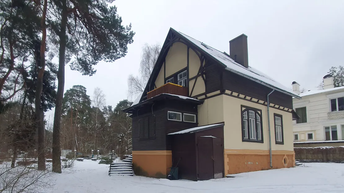 Rīga, Mežaparks, Annas Sakses iela 6