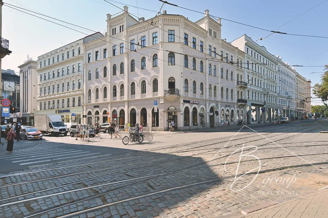 Rīga, Vecrīga, Aspazijas bulvāris 30