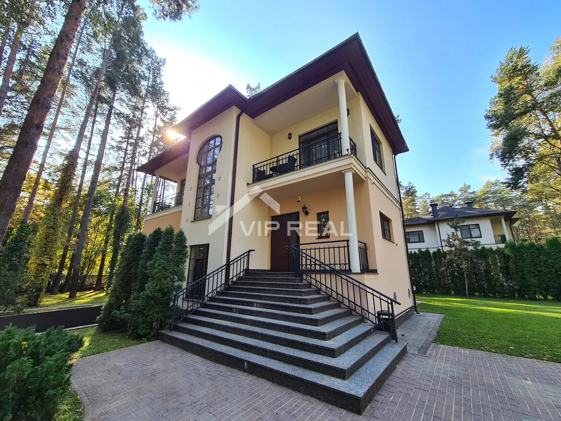 Jūrmala, Dzintari, Madonas iela