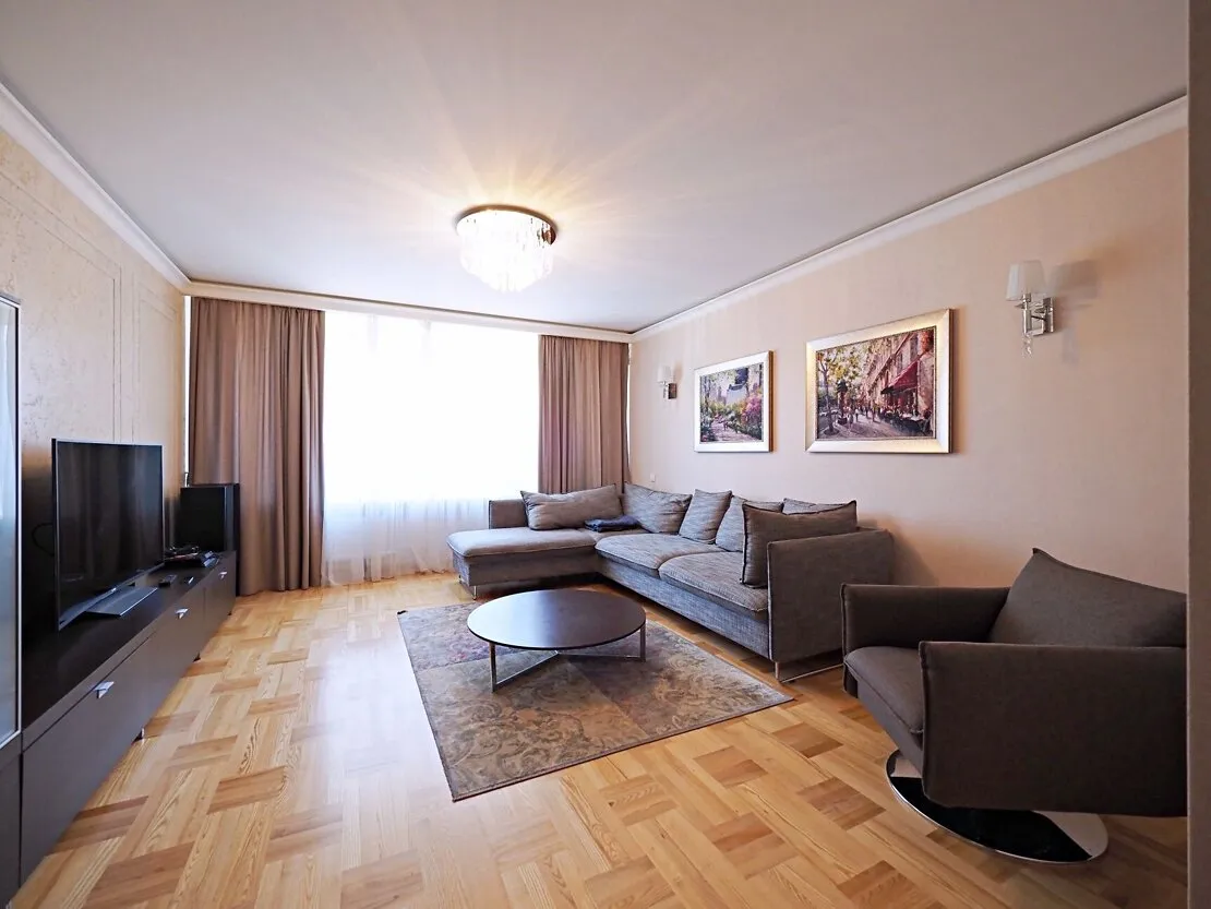 Rīga, Brasa, Krišjāņa Valdemāra iela 76