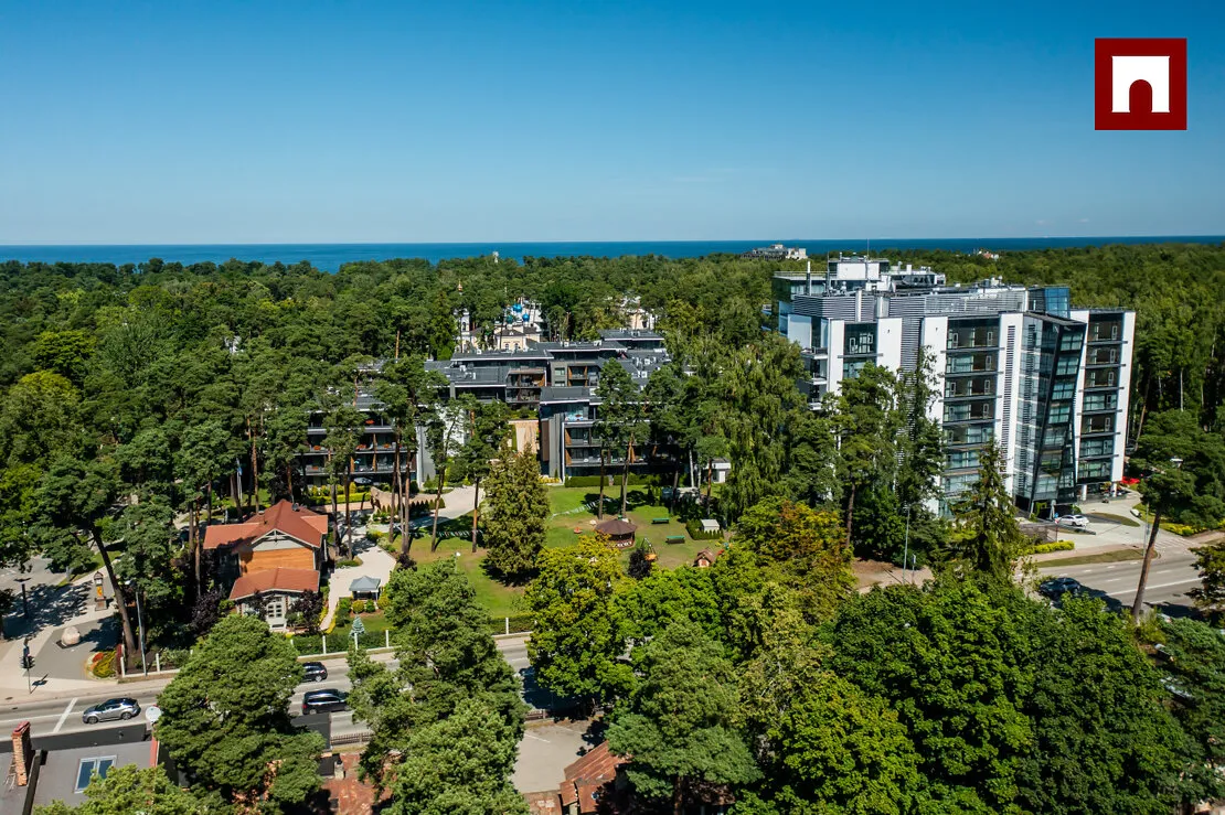 Jūrmala, Dzintari, Mežaparka prospekts 1