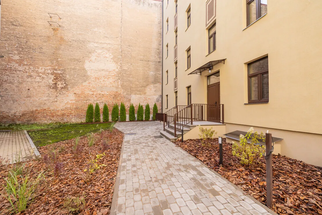 Rīga, Centrs, Katoļu iela 9