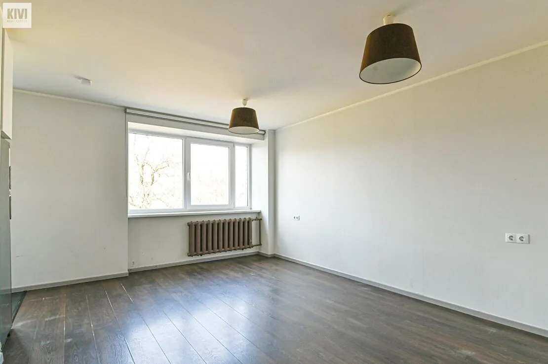 Rīga, Zasulauks, Elvīras iela 8