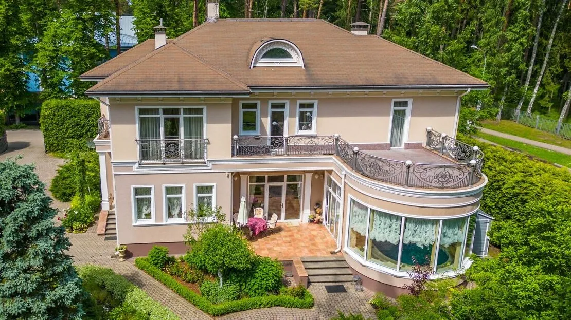 Jūrmala, Majori, Rembates iela 2
