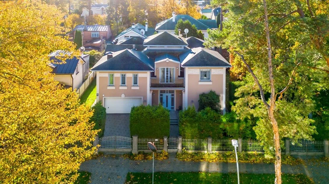Jūrmala, Bulduri, Bulduru prospekts 26