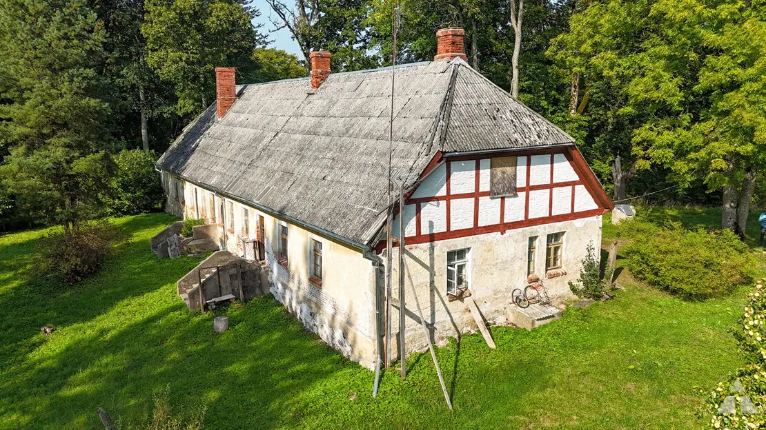 Dienvidkurzemes nov., Cīravas pag., Dārza māja