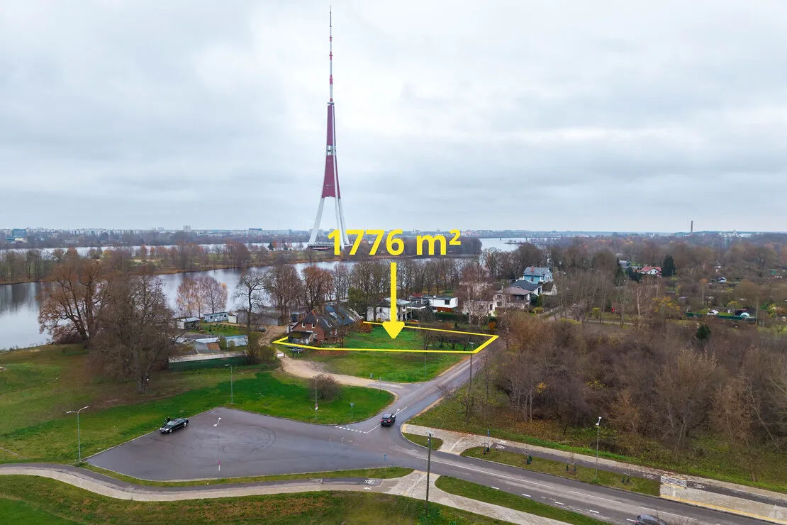 Rīga, Lucavsala, Lucavsalas iela 45