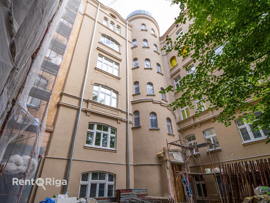 Rīga, Centrs, Brīvības iela 68