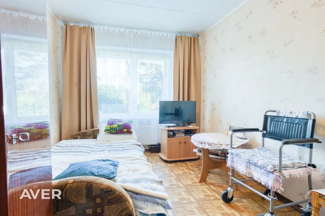 Valmiera, Linarda Laicena iela 12