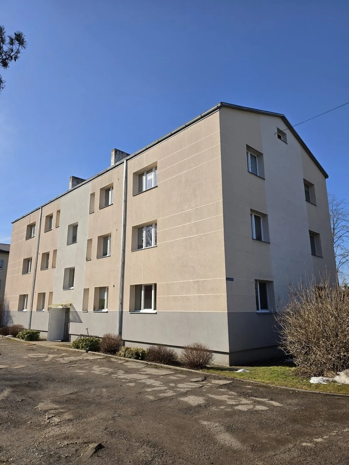 Saulkrastu nov., Murjāņi, Klintslejas 4/1