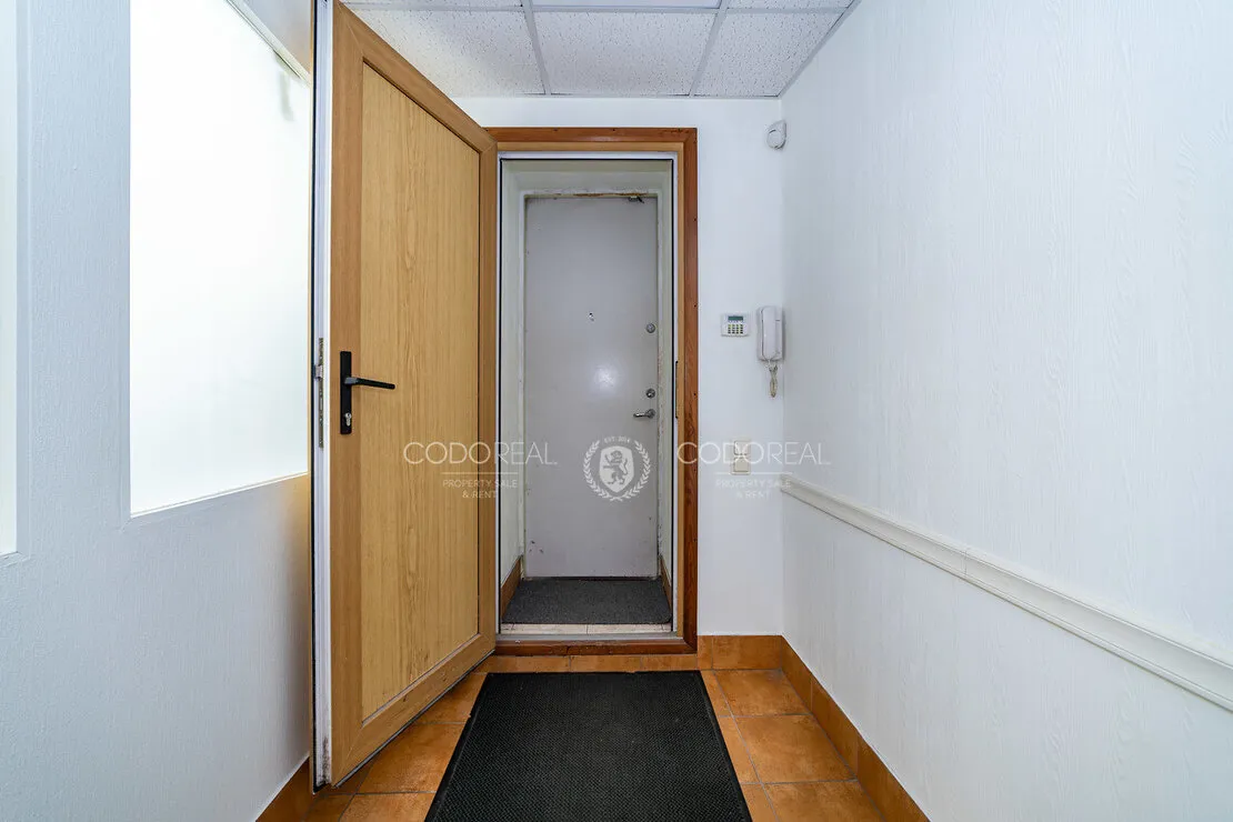 Rīga, Centrs, Brīvības iela 111
