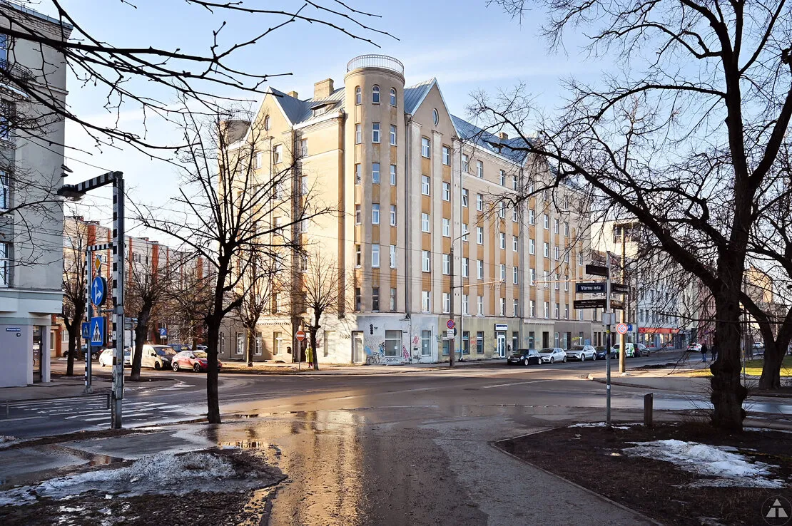Rīga, Grīziņkalns, Alauksta iela 21