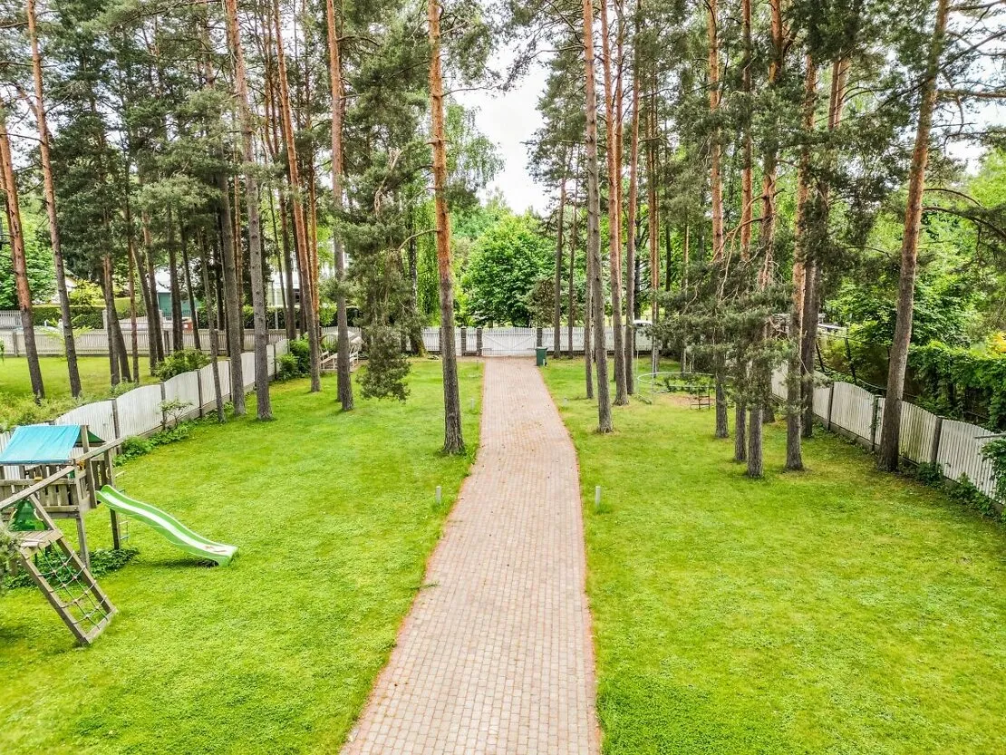 Jūrmala, Melluži, Ģertrūdes prospekts 13