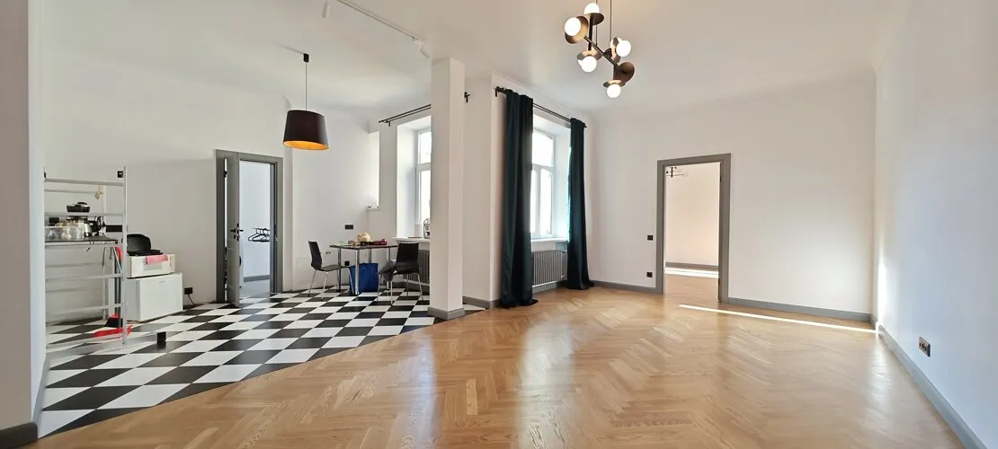 Rīga, Centrs, Skolas iela 22A