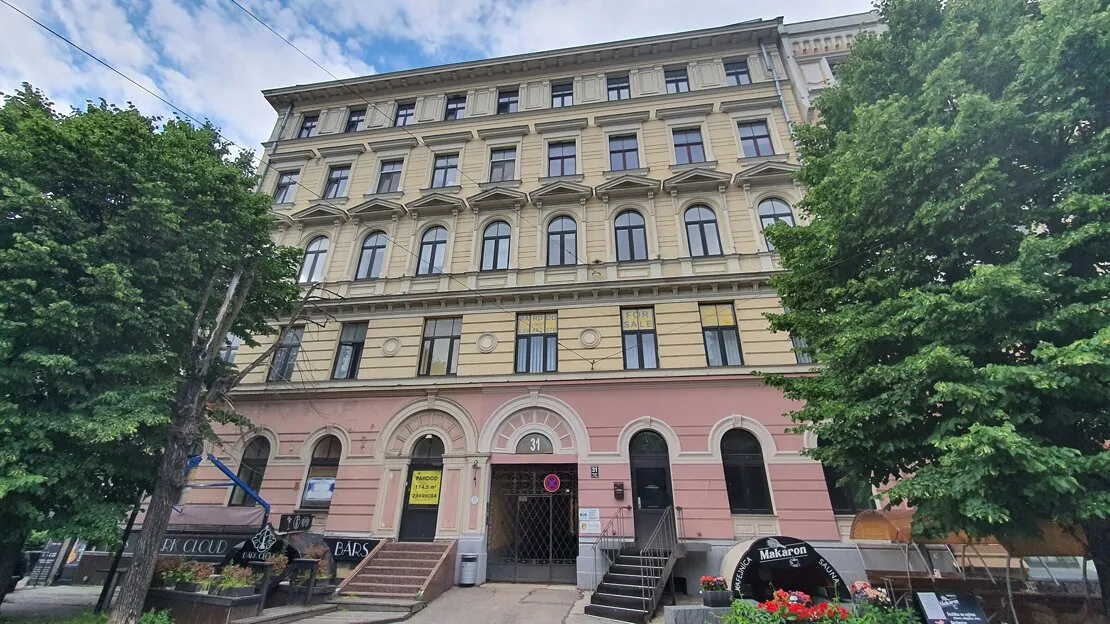 Rīga, Centrs, Raina bulvaris 31