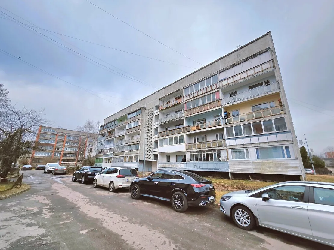 Jūrmala, Kauguri, Raiņa iela 47