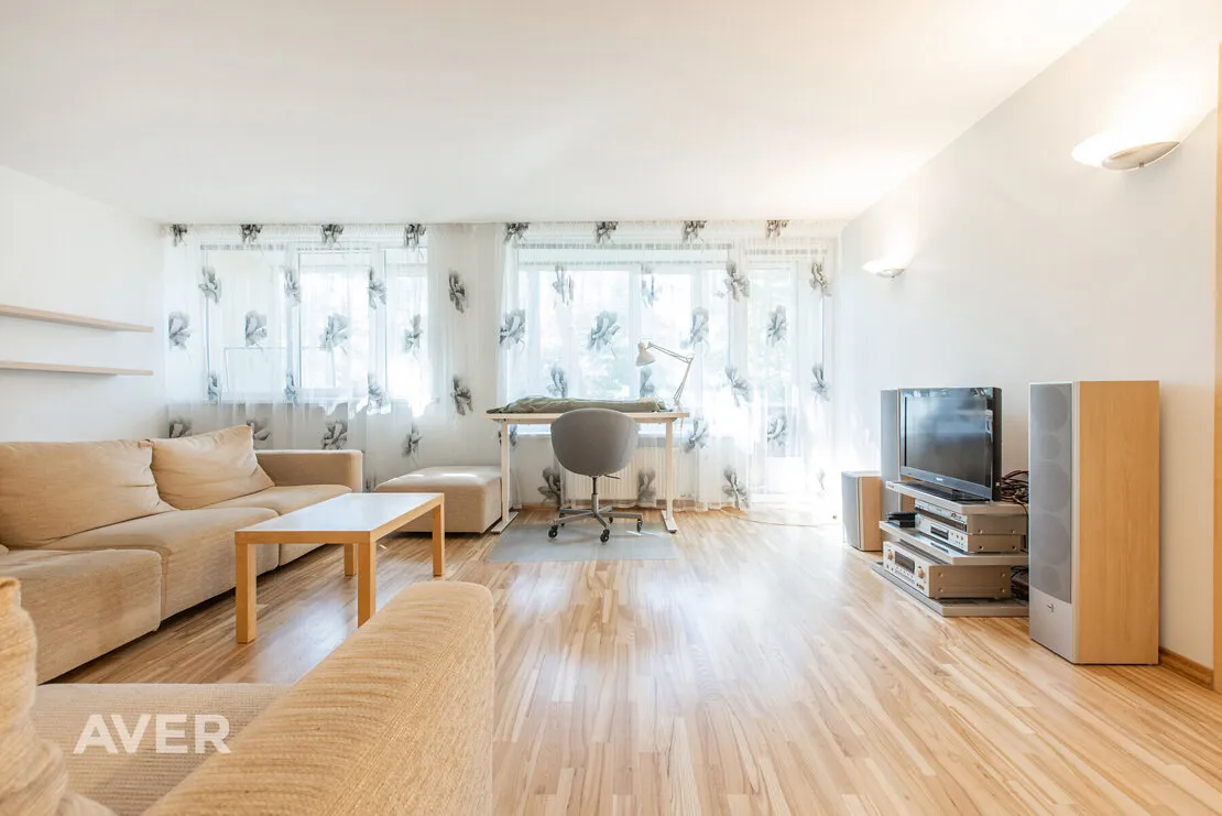 Jūrmala, Buļļuciems, Lašu iela 7