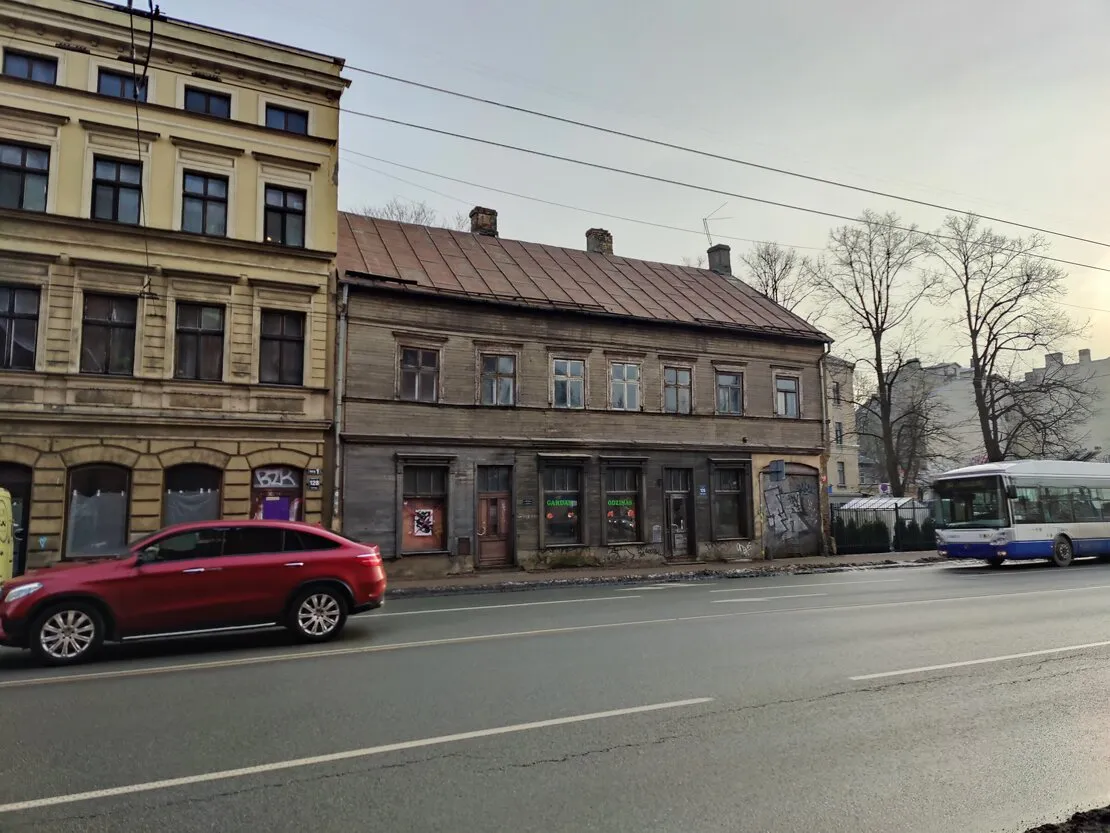Rīga, Centrs, Brīvības iela 126