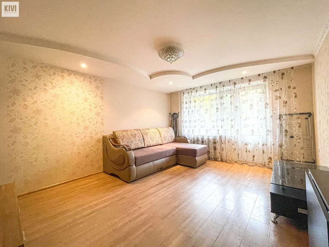Jūrmala, Kauguri, Skolas iela 57a