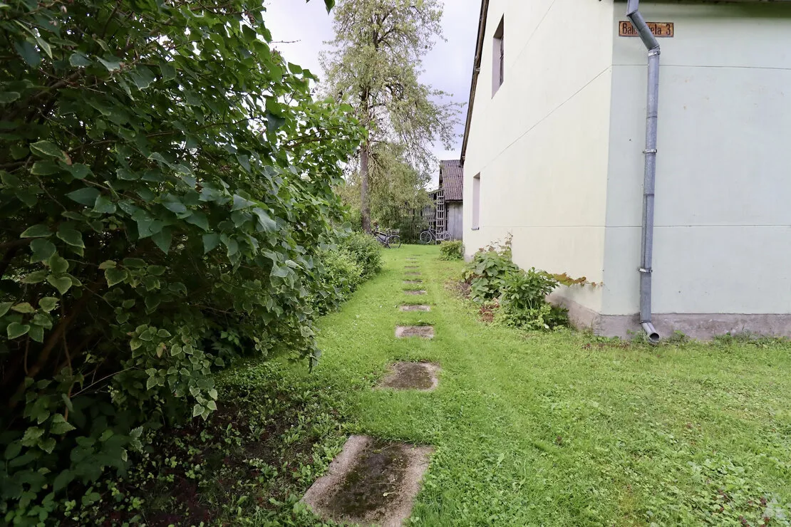 Bauskas nov., Vecumnieki, Baložu iela 3