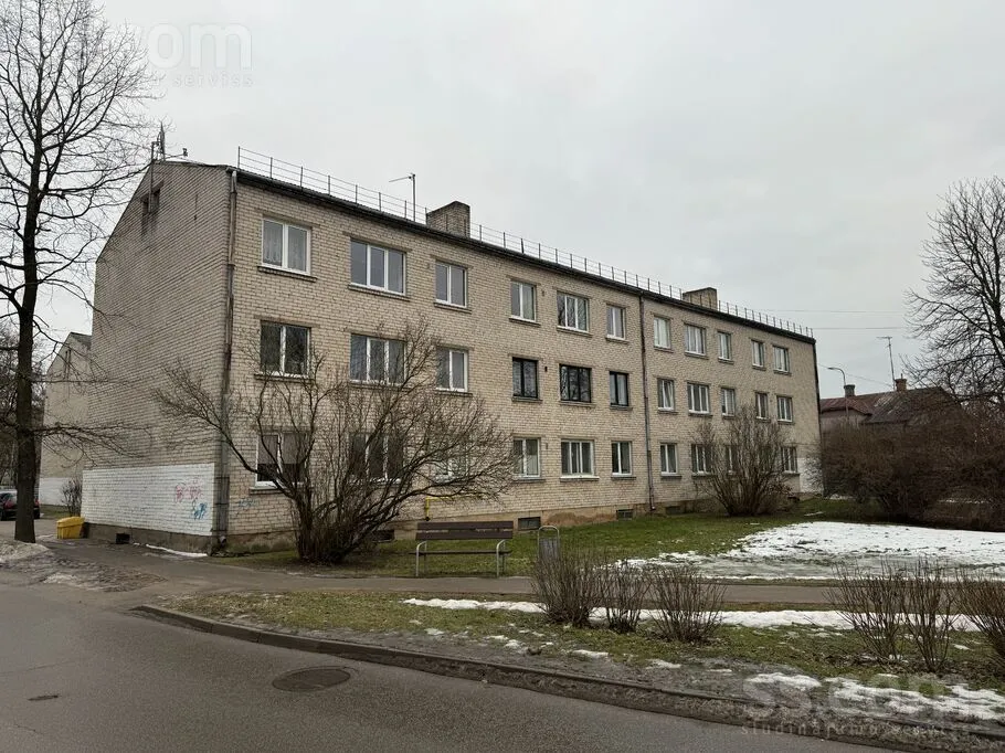 4 4, Bauska