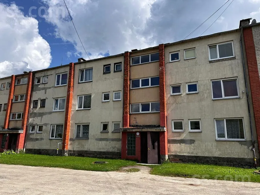 Skolas 10, Līgatne