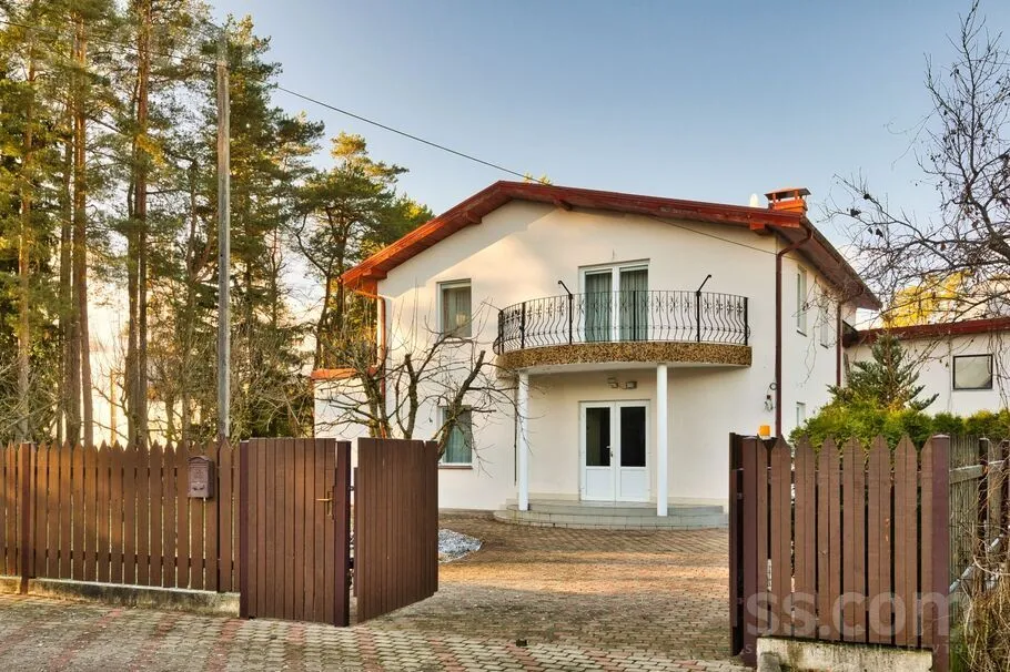 Parka iela 7, Vangaži